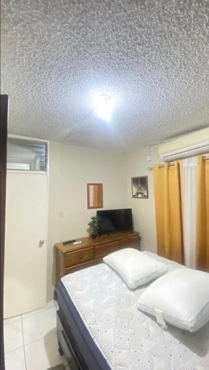 Villa lux Apartment in Portmore