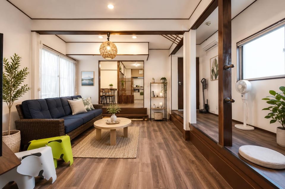 Living room, Seating area