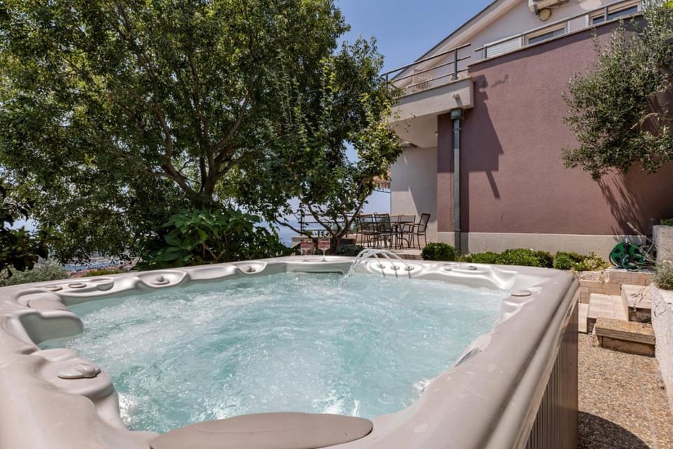 Villa R&M - Makarska Exklusiv Villa in Makarska