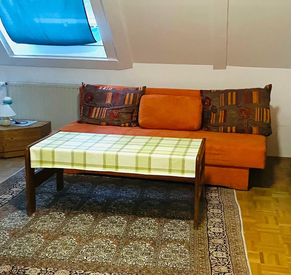 Easy Rooftop Apartment in Hamburg