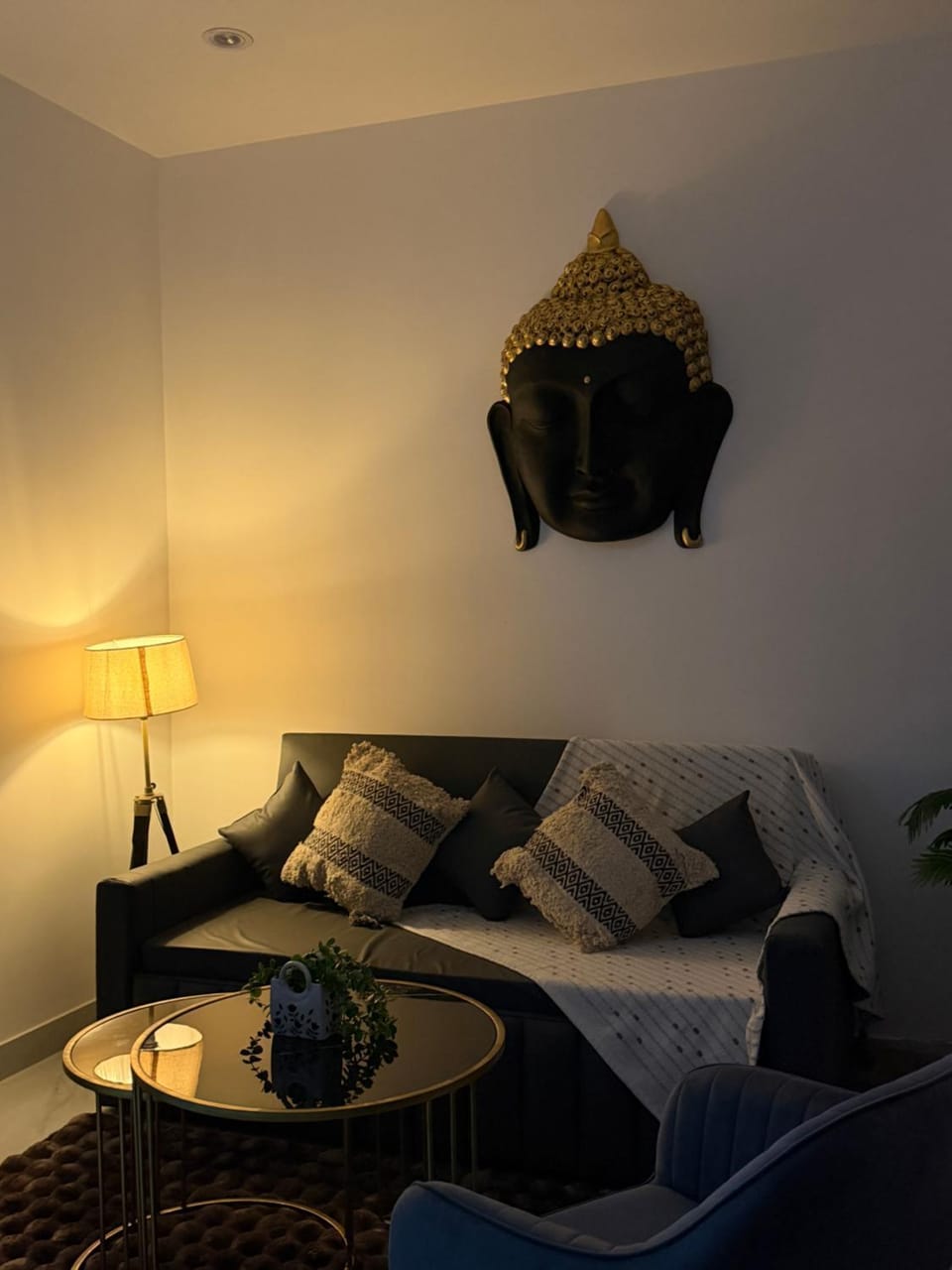 A luxury & aesthetic retreat near medicity Apartment in Gurugram