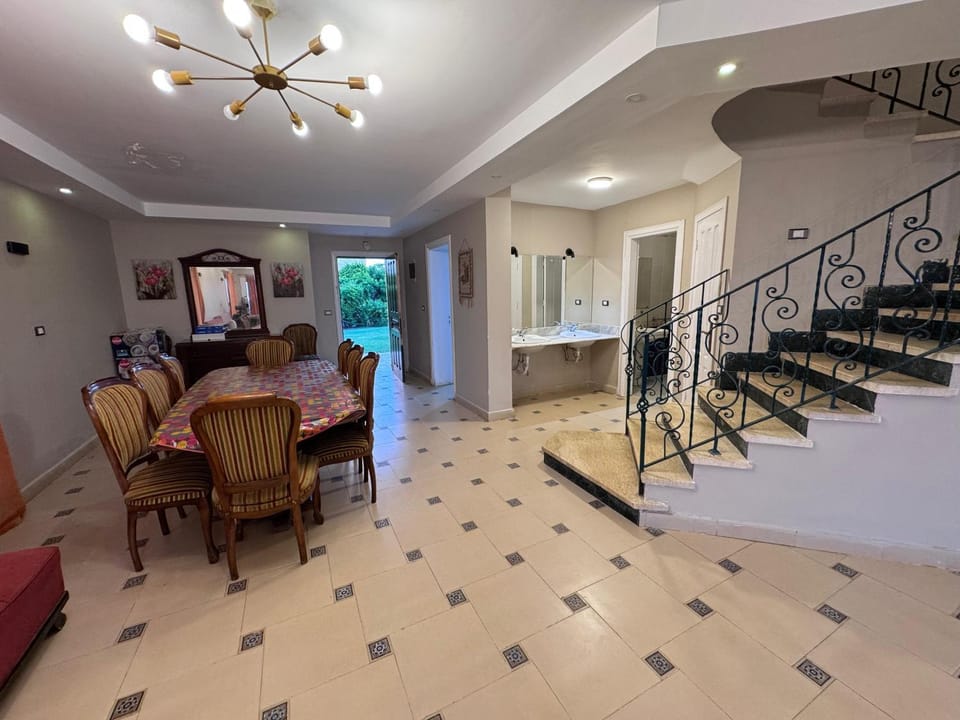 فيلا خاصه بحمام سباحه House in Egypt