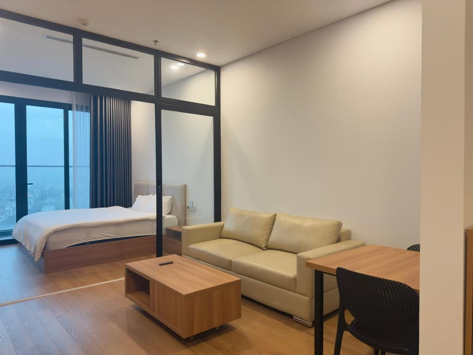 View (from property/room), Living room, Bedroom