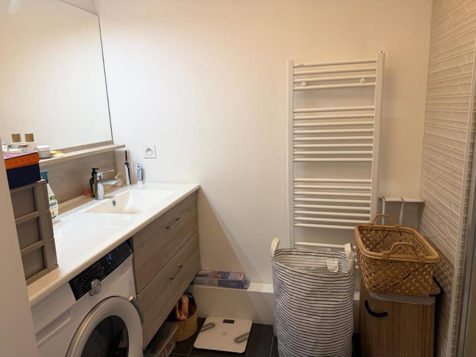 Eiffel Tower View Penthouse Apartment in Clichy