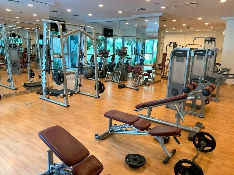 StayShort - 1 Bedroom in Downtown Dubai that Sleeps 4 close to Burj Khalifa! Apartment in Dubai