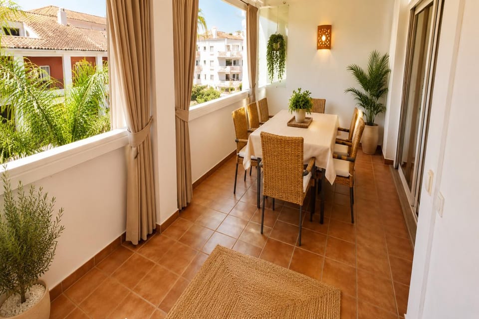 Balcony/Terrace, Dining area