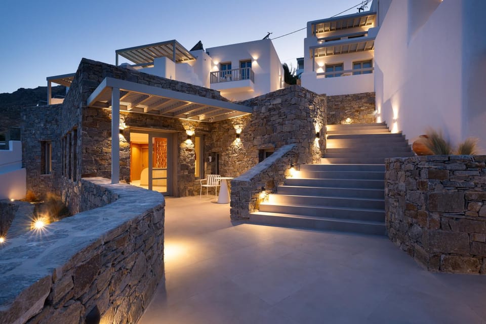 Gea Perla Serifos Hotel in Milos