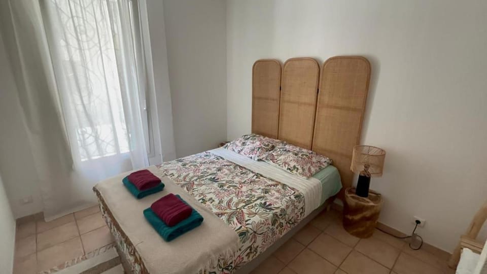 Appartement climatisé Centre historique 4 pers Apartment in Occitanie