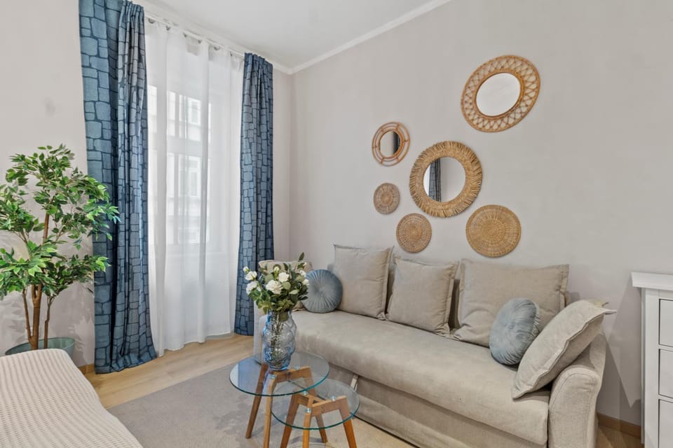 Charming Retreat - Close to AKH and Metro U6 Apartment in Vienna