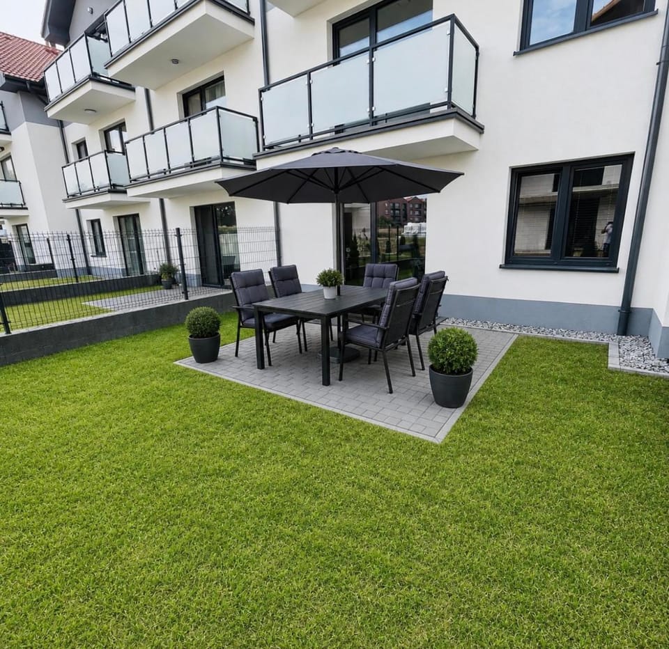 Garden, Balcony/Terrace