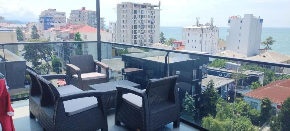 Квартира с большим балконом на море Apartment in Adjara, Georgia