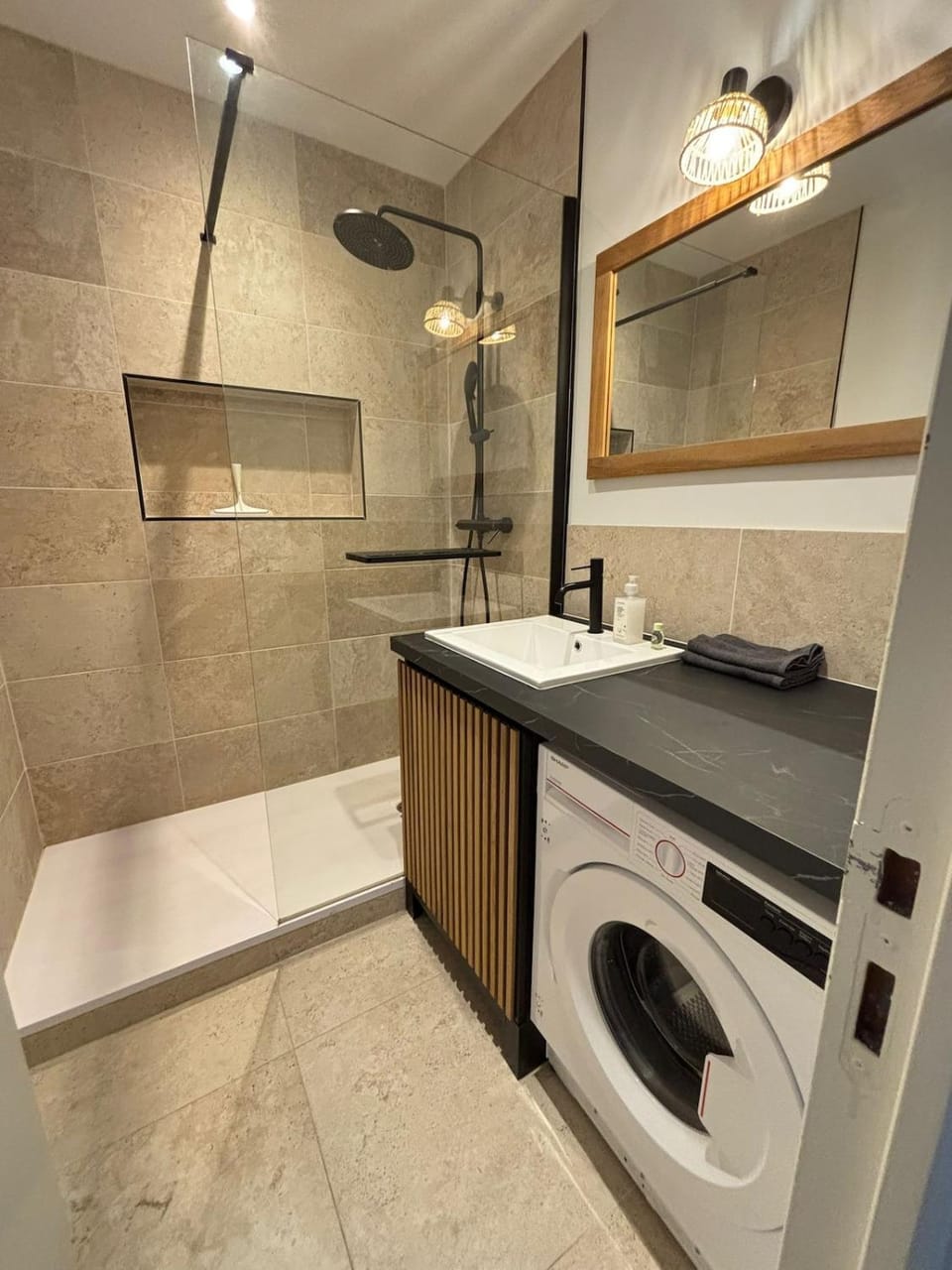 Renovated designer apartment Historic center 4 people Apartment in Occitanie