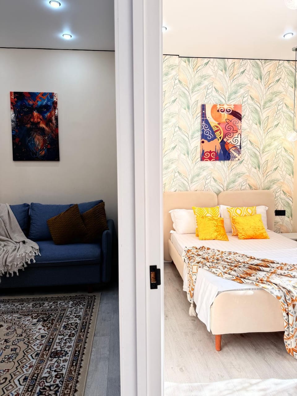 Living room, Bedroom
