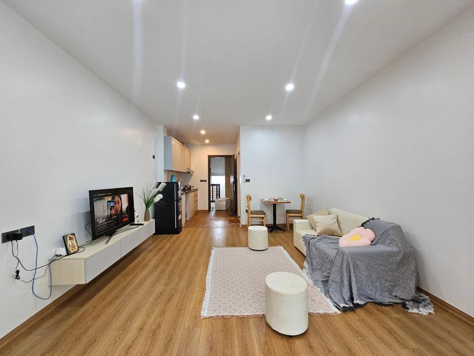 Lakenest Realty 21, Âu Cơ, Tây Hồ, Hà Nội Apartment in Laos