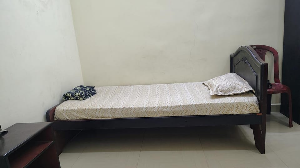 Radhe Krishna Guest House Hotel in Tamil Nadu