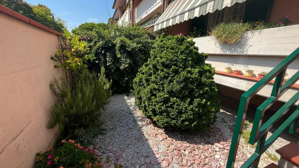 Property building, Garden