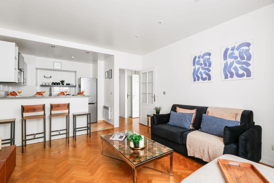 BnBNova - 1BR - Heart of Le Marais Near Pompidou Apartment in Paris
