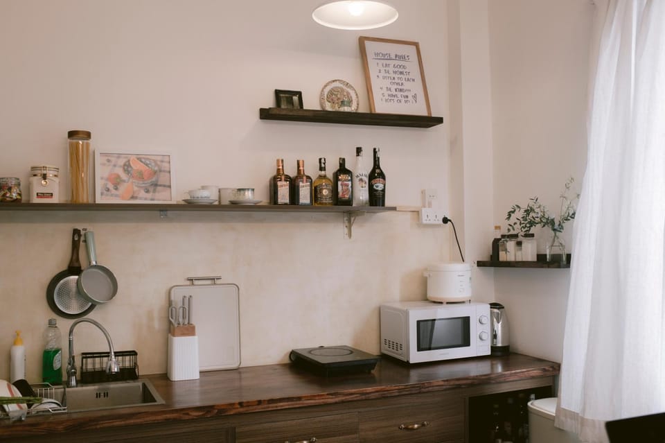 Kitchen or kitchenette