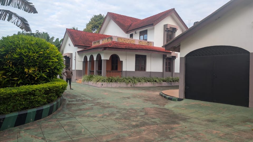 Furaha House House in Tanzania