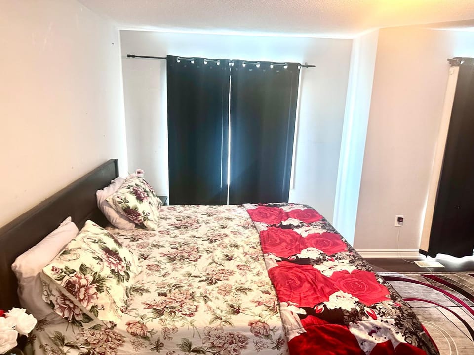 Cozy Beautiful Home Vacation rental in Halton Hills