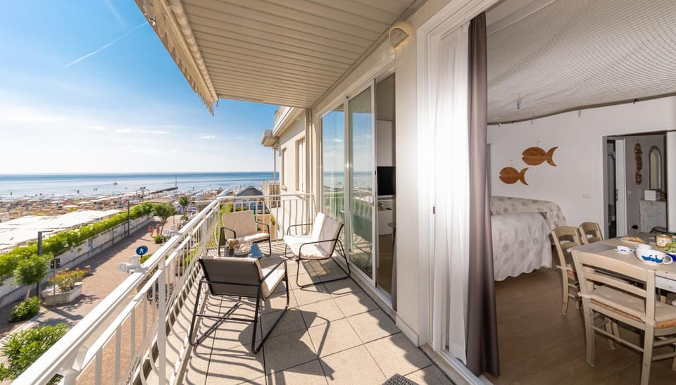 Patio, View (from property/room), Balcony/Terrace, Sea view