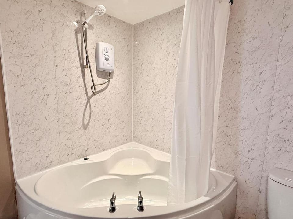 Wilson Street - 2 bed sleeps 6 House in Lincoln