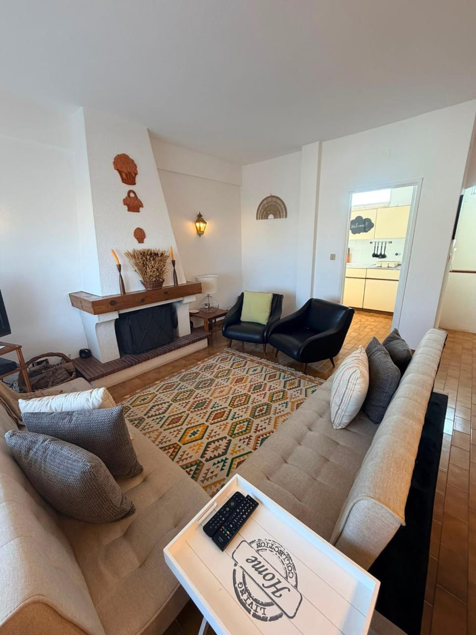 Communal lounge/ TV room, Living room
