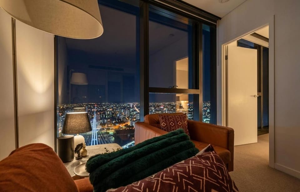 Level 43 Water Views - 2BR - Sleeps 6 & Baby Stay Apartment in Kangaroo Point