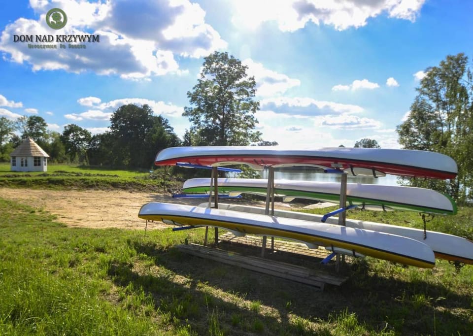 Canoeing, On site