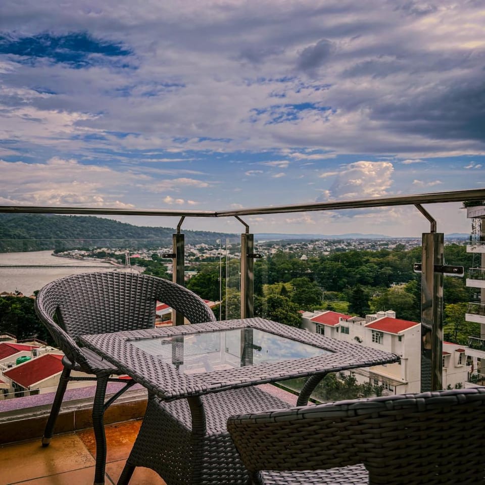 Ganges Haven by Evara Apartment in Rishikesh