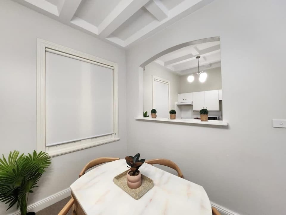 2BR Terrace Miller Point in SYD CBD Great Location House in Sydney