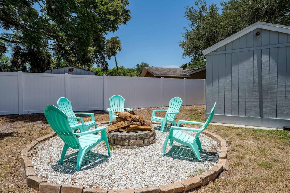 Seminole Family Escape - Pool, Games & BBQ House in Seminole