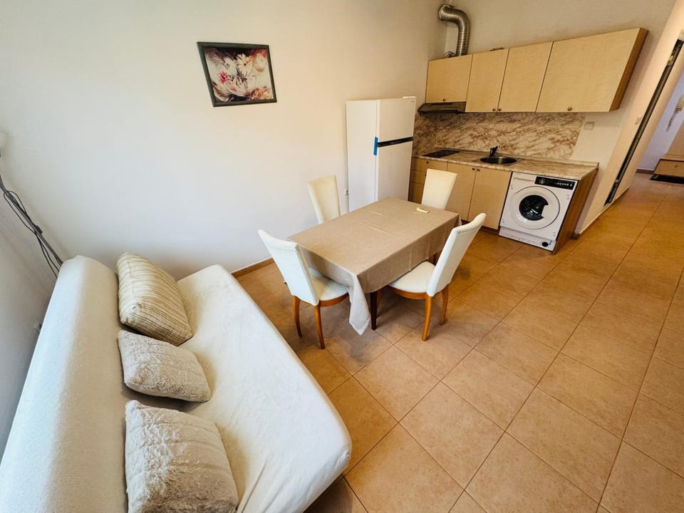SUNNY HОUSE 104 One Bedroom Apartment Apartment in Sunny Beach