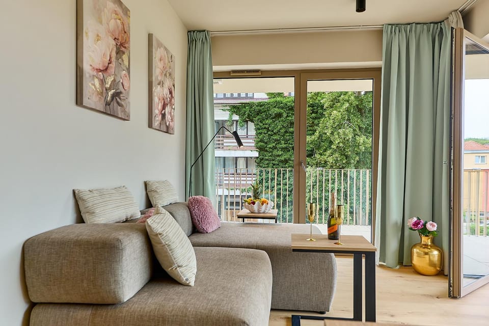 Golden Hour Apartments-Greeneri 22 Apartment in Swinoujscie