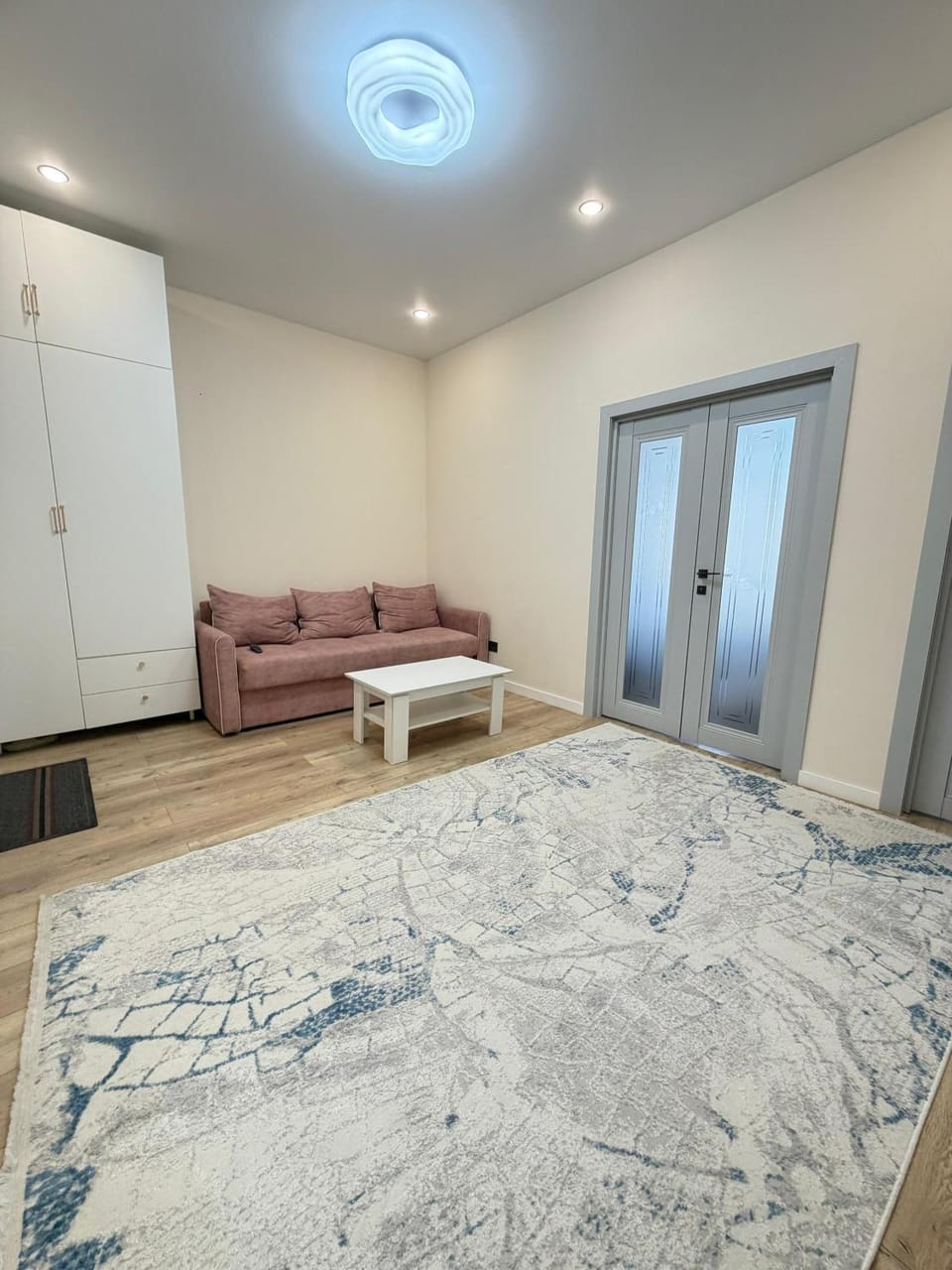 Exclusive Turan 52 2 Apartment in Kazakhstan