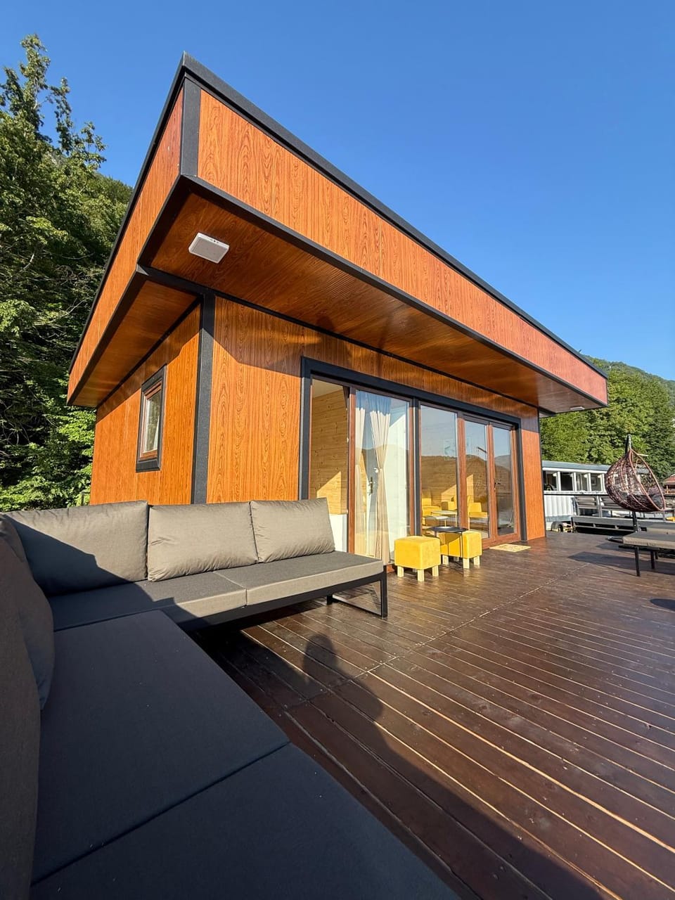 Property building, View (from property/room), Balcony/Terrace, Seating area