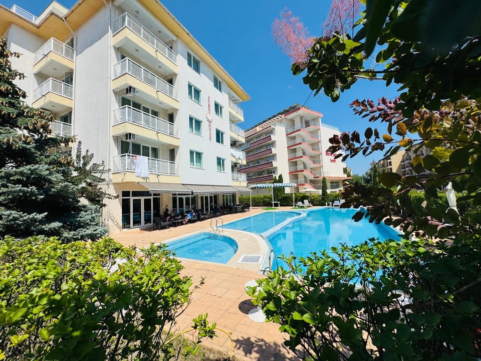 SUNNY HОUSE 105 One Bedroom Apartment Apartment in Sunny Beach