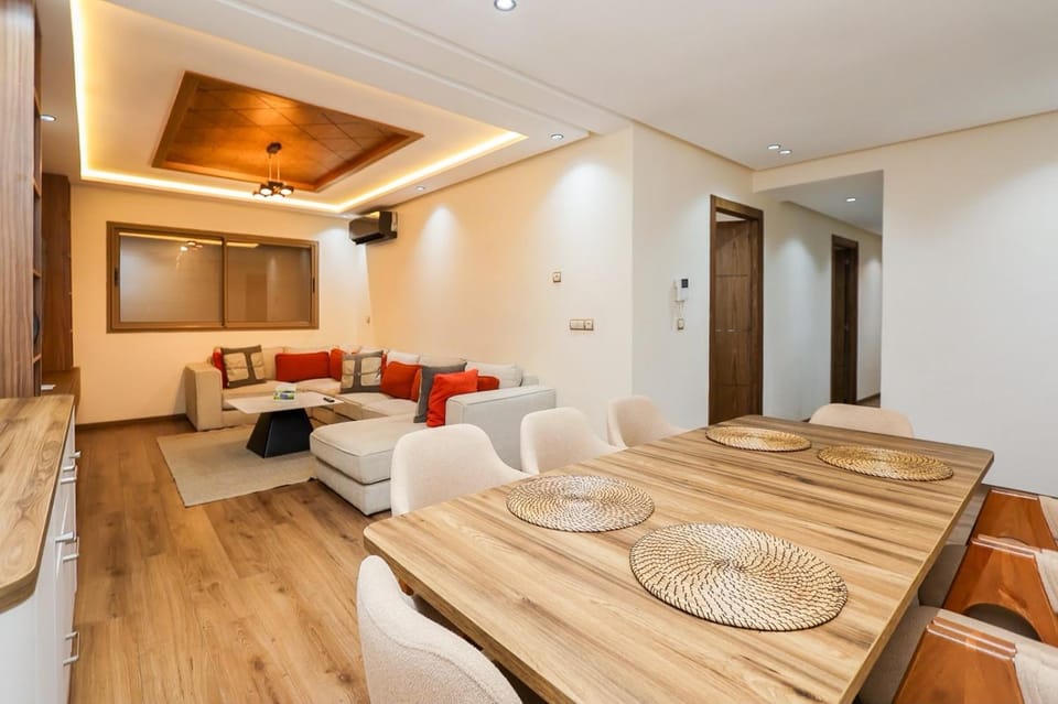 Communal lounge/ TV room, Living room, Seating area