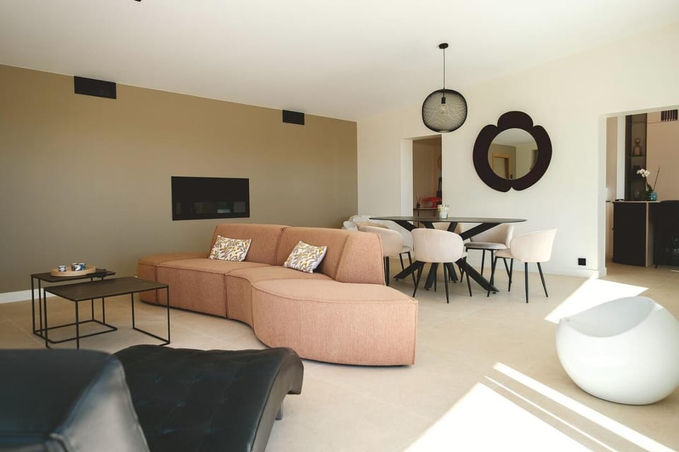 Villa les Pins - Royan, 350 metres de la plage Villa in Vaux-sur-Mer