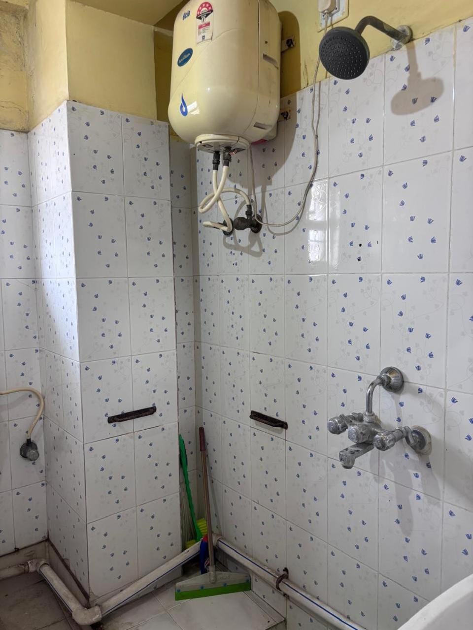 Kalakunj, Home Away From Home Apartment in India
