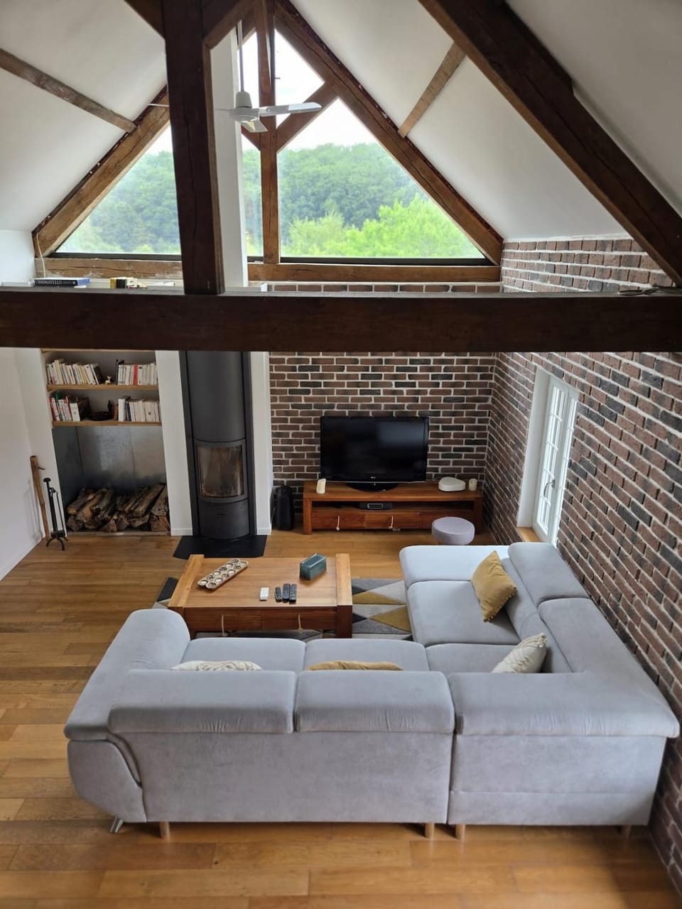 TV and multimedia, fireplace