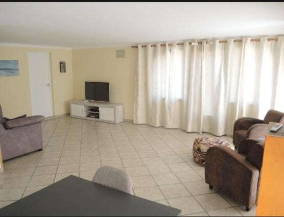 Villa Vedat 5by10 Pool 5 Min to Sandy Beach Villa in Safor