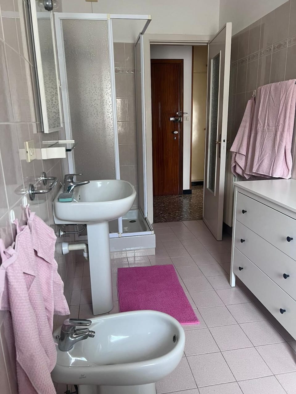 Elle's House Apartment in Noli