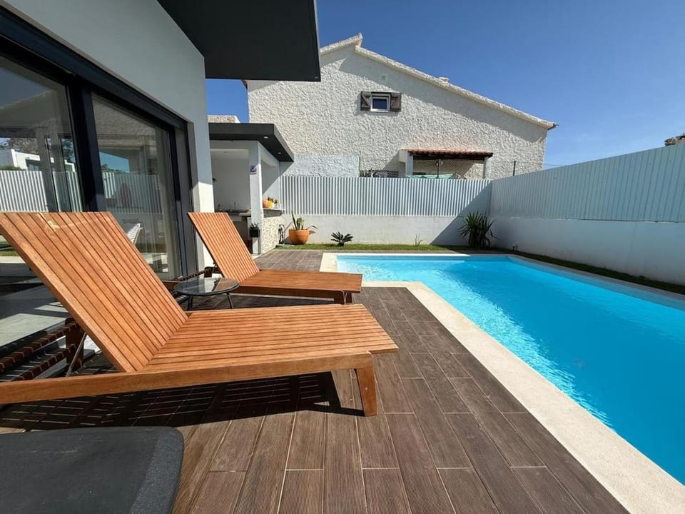 NEW - Casa do Mar - Heated pool Villa in Setubal District