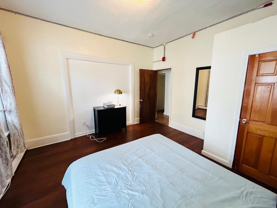 531 Nice apartment near Whole Foods, Brown University, Downtown Apartment in Providence