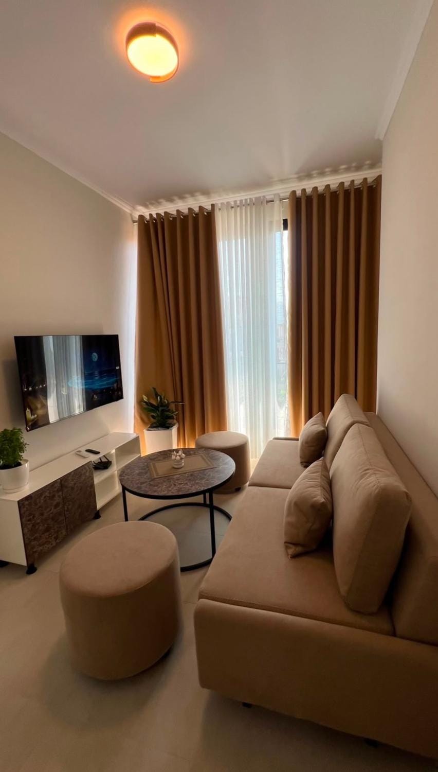 EA Palm Apartments Apartment in Vlorë County, Albania