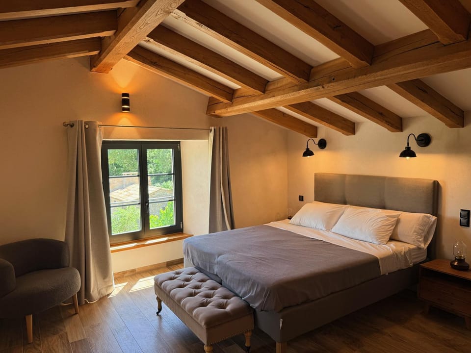Le Mas Du Moulin House in Provence