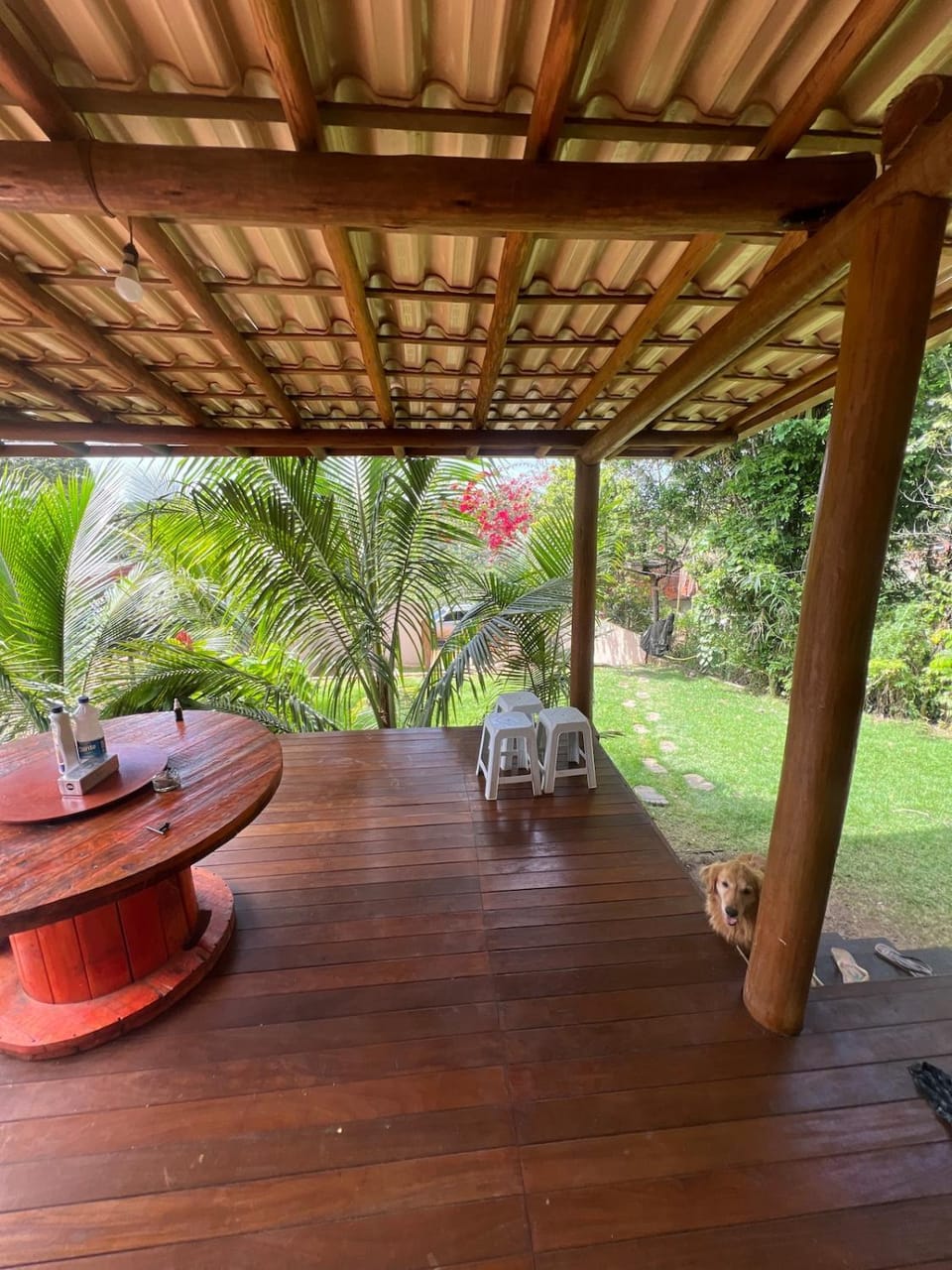 Bird's eye view, Seating area