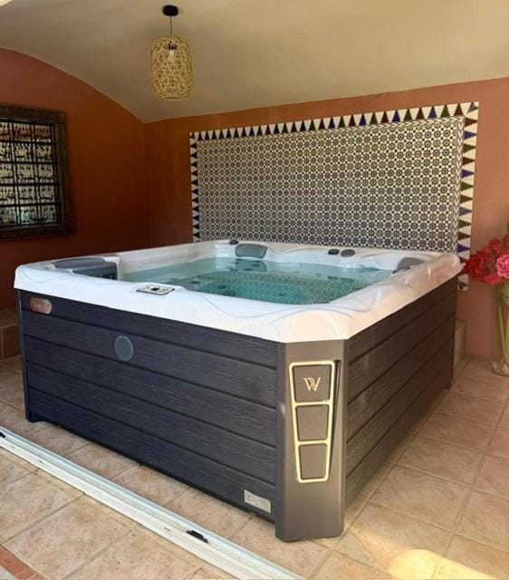 Hot Tub, Spa and wellness centre/facilities, Spa and wellness centre/facilities