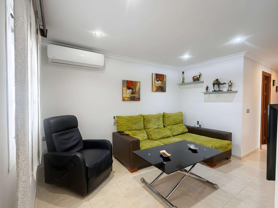 Apartamento de 2 habitaciones y balcon cerca de la playa Apartment in Conil de la Frontera